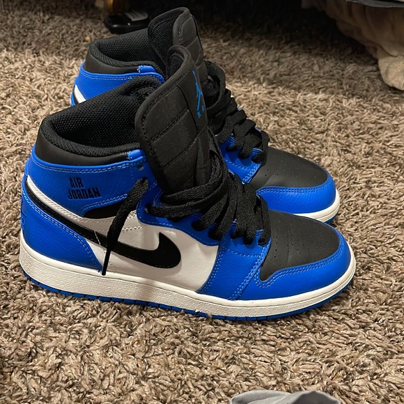 kids jordan’s - Picture 1 of 3